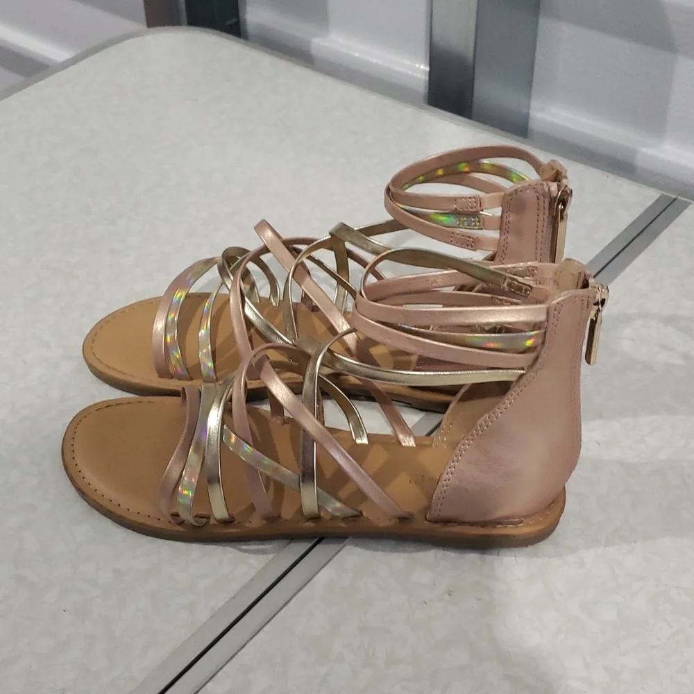 Cat & Jack Rose Gold‎ Metallic Zipper Back Ankle Strap Roman Sandals Girl’s 3